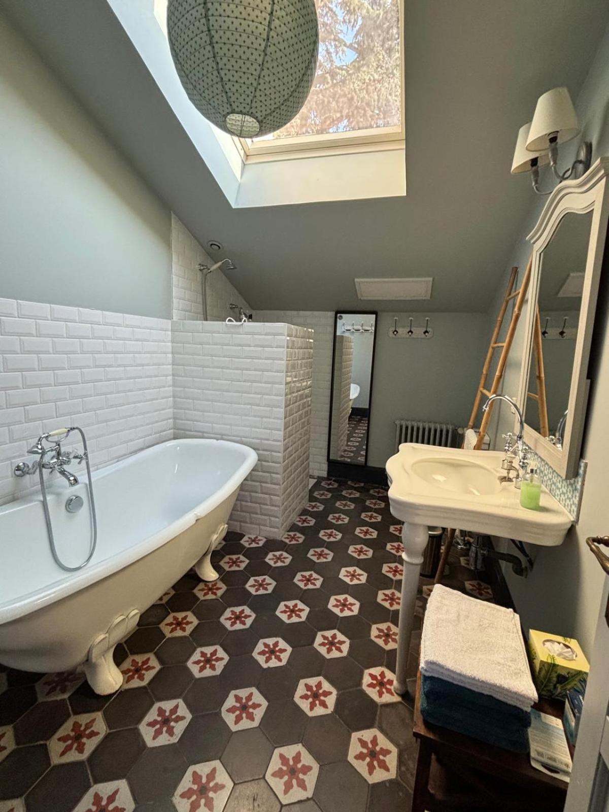 Maison Auctoire Sarras Экстерьер фото