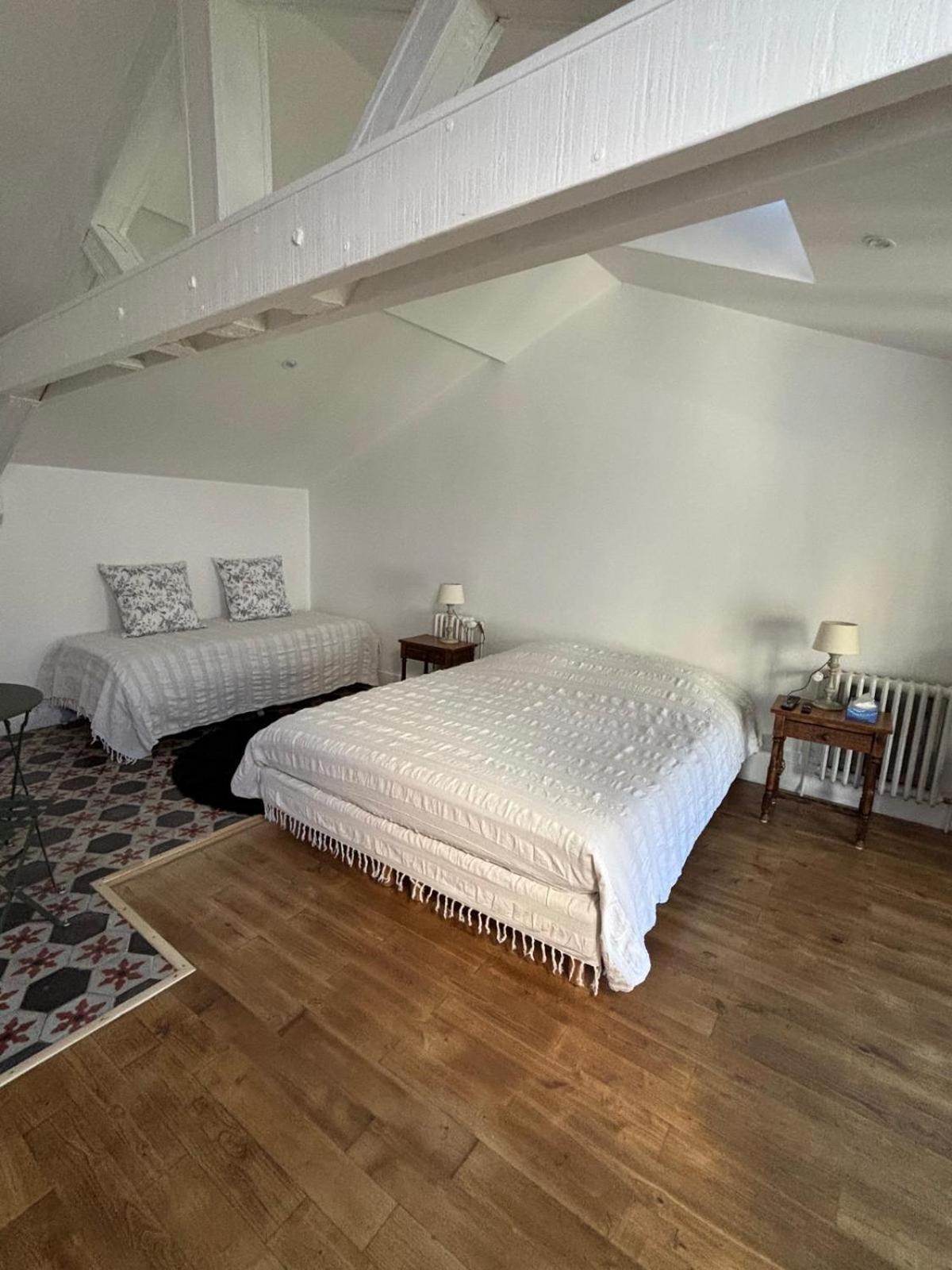 Maison Auctoire Sarras Экстерьер фото